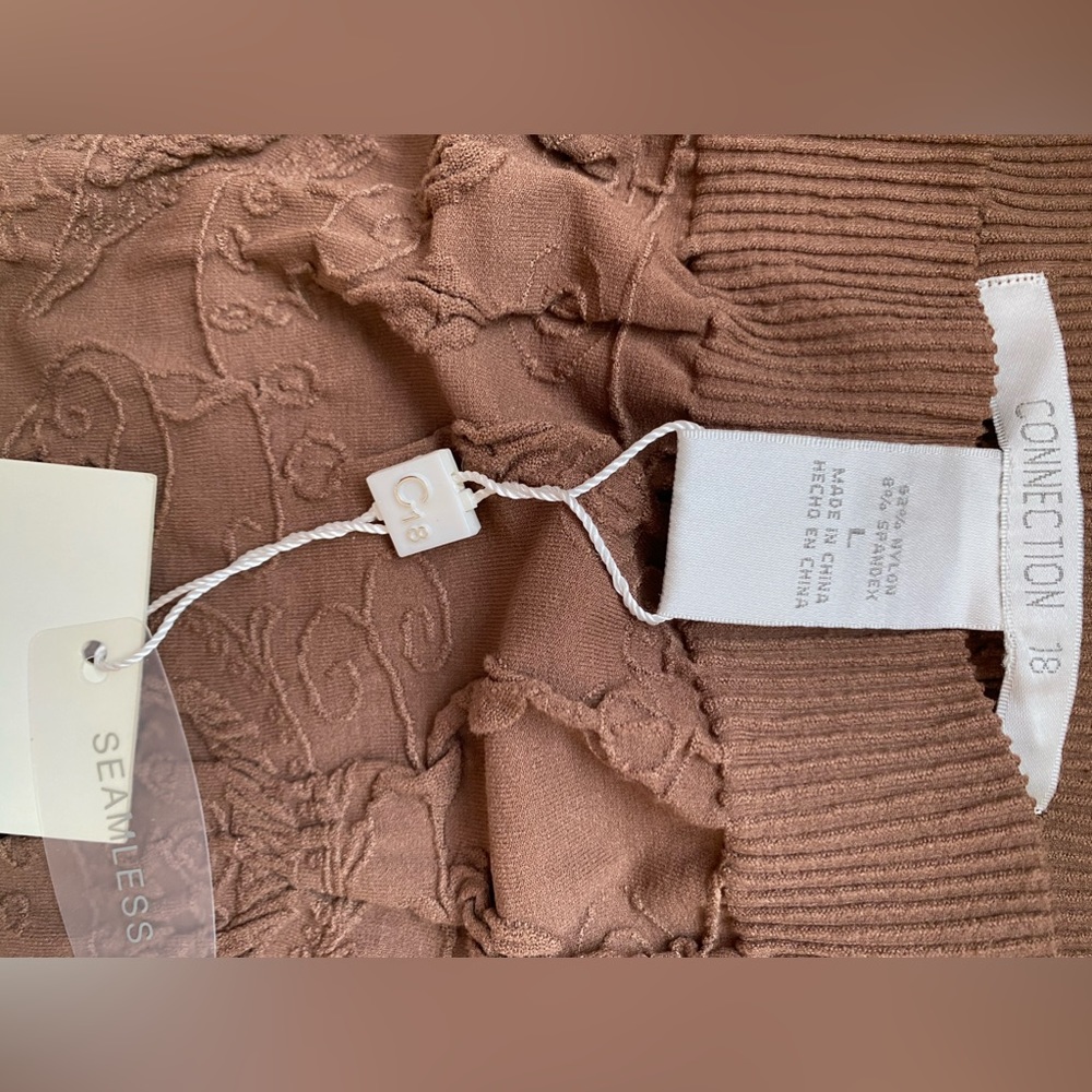 NWT Brown Strapless s dress. Textured And Stretchy Fabric - Picture 6 of 6